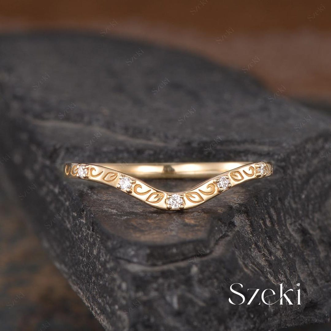 Vintage Moissanite Curved Wedding Band Women Yellow Gold Leaf Wedding ...