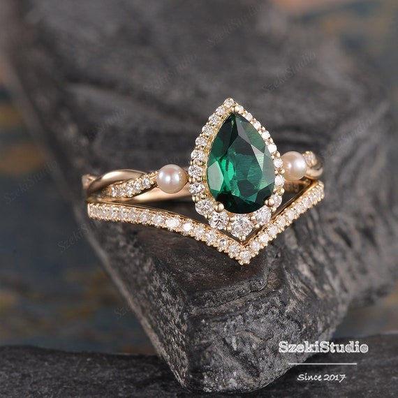 Conjunto de anillos de compromiso con esmeralda y perlas de oro amarillo para mujer conjunto nupcial