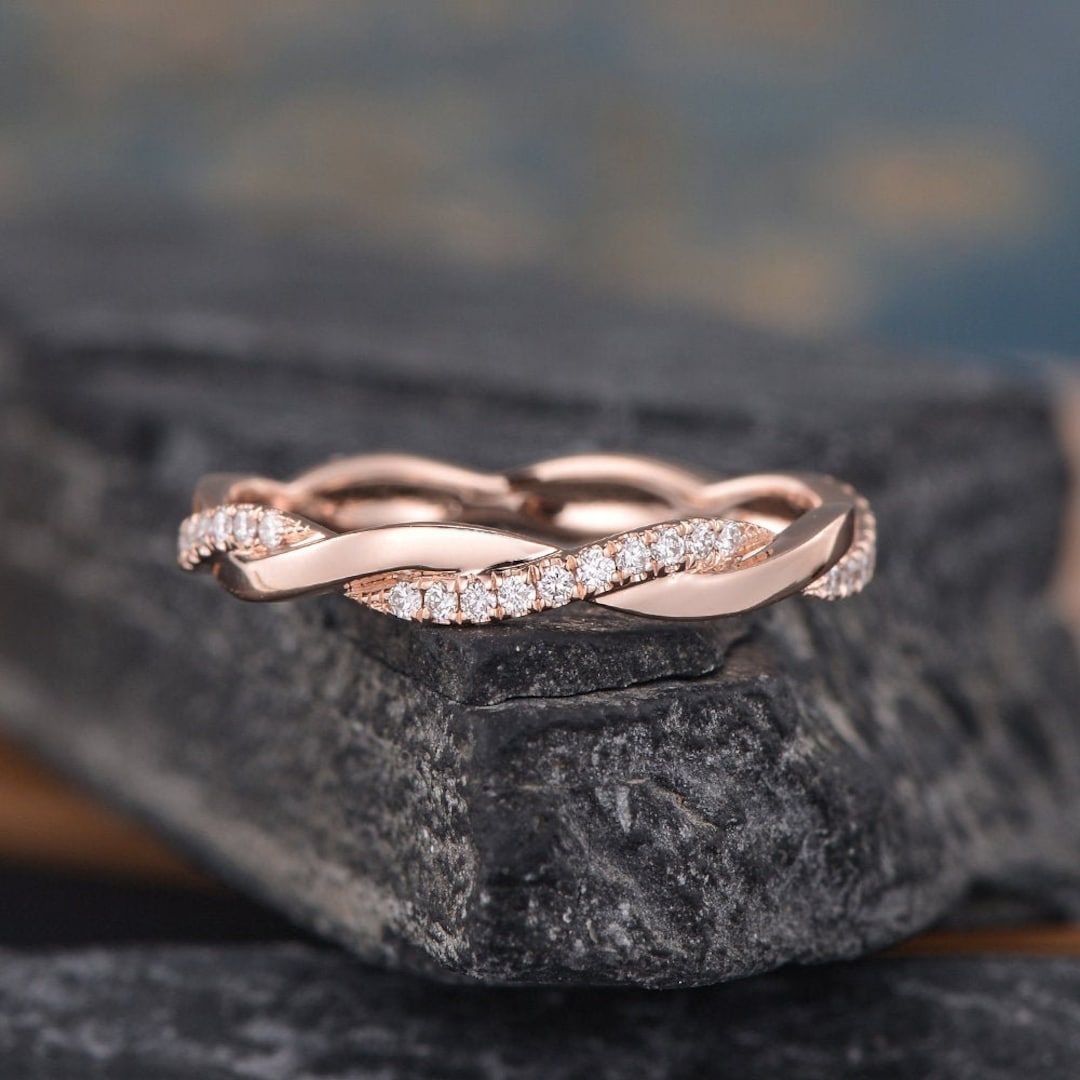 Twisted Vine Wedding Band – With Clarity
