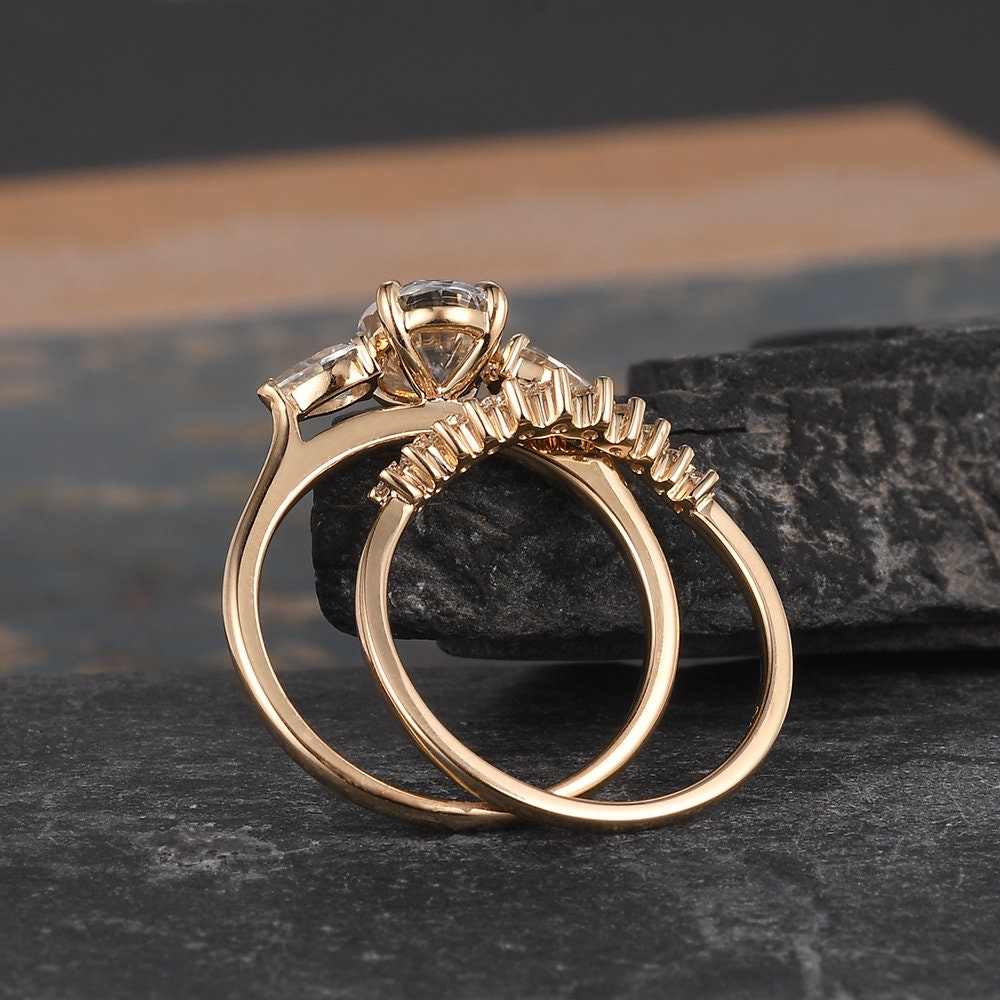Oval Cut Bridal Set Yellow Gold Moissanite Engagement Ring Set Pear ...