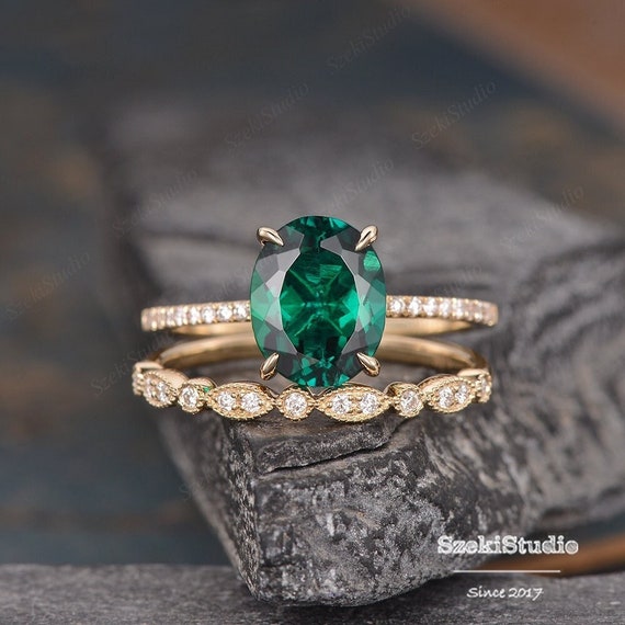 Green Lab-grown Emerald With Moissanite Ring - LR00366