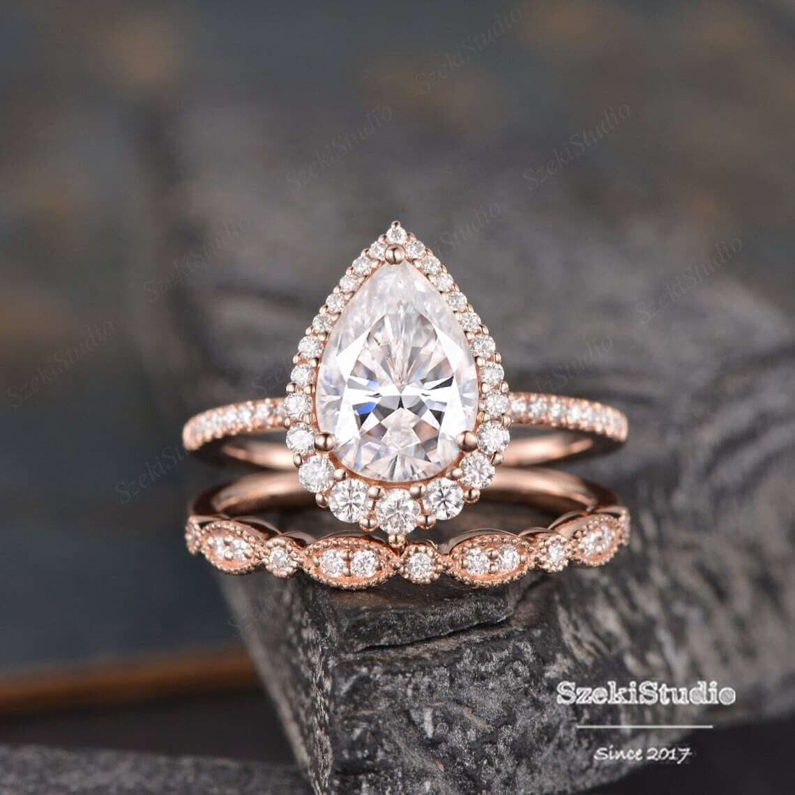Gold pear halo engagement ring store