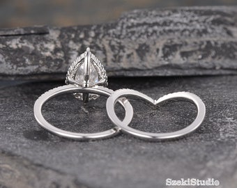 クラスター モアッサナイト エンゲージリング セット ホワイト