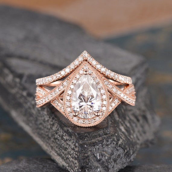 White Gold Pear Shaped Moissanite Engagement Ring 6x9mm Ring - Etsy