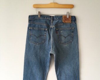 Vintage 501 Levi's Jeans | Red Tab