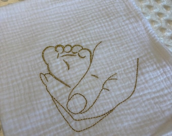 Personalized flat baby comforter in white cotton gauze // Machine embroidered swaddle // Baby gift for newborns Child's comforter Personalized comforter