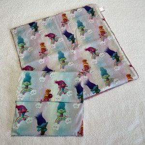 Kindertischtuch mit Kindertasche/ Kinder-Kantine-Handtuch/ Baby-Serviette/ Frottee-Handtuch/ Handtuch mit Beutel