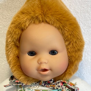 Doll garment //Fur and lined cap for doll or baby of 38 cm