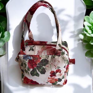 花柄生地のバニティバッグ // 女性用美容バニティバッグ // 化粧品美容製品収納バッグ // トイレタリーバッグ