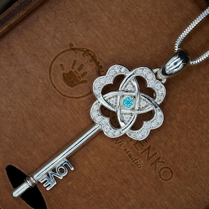 Blue topaz key necklace sterling silver in wooden gift box, 4 Leaves Clover Pendant Necklaces