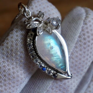 Blue moonstone pendant sterling silver,flower moonstone necklace