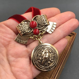 Dukach tradishional ukrainian pendant, brass coin pendant, Ethnic Ukrainian decoration Dukach, Ukrainian jewelry, vintage pendant