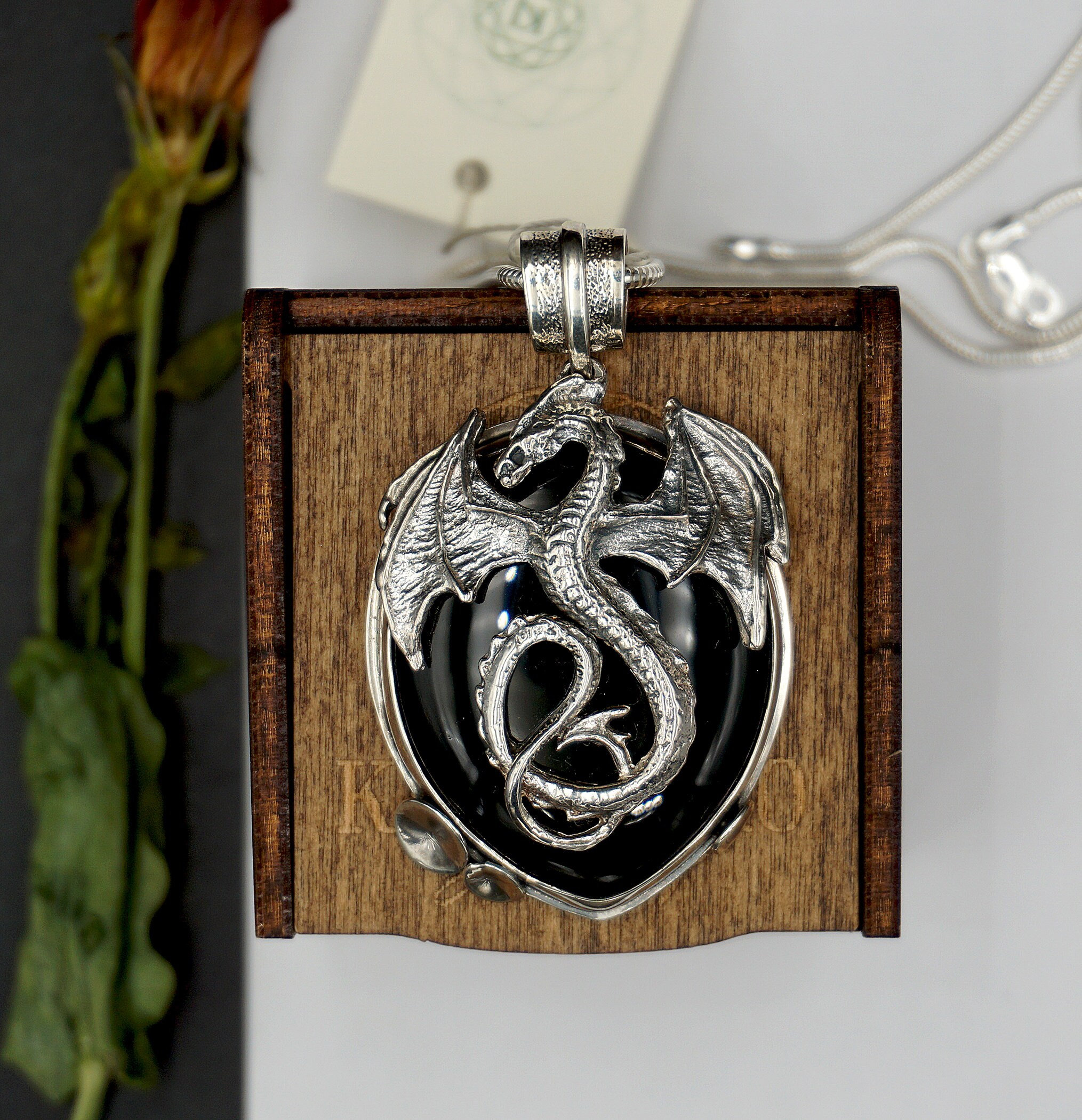 Black onyx dragon pendant deals