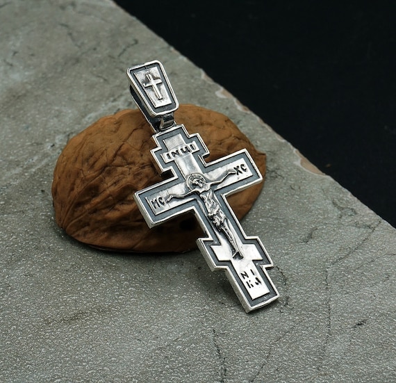 She is mono シルバークロスネックレススモーキークォーツ