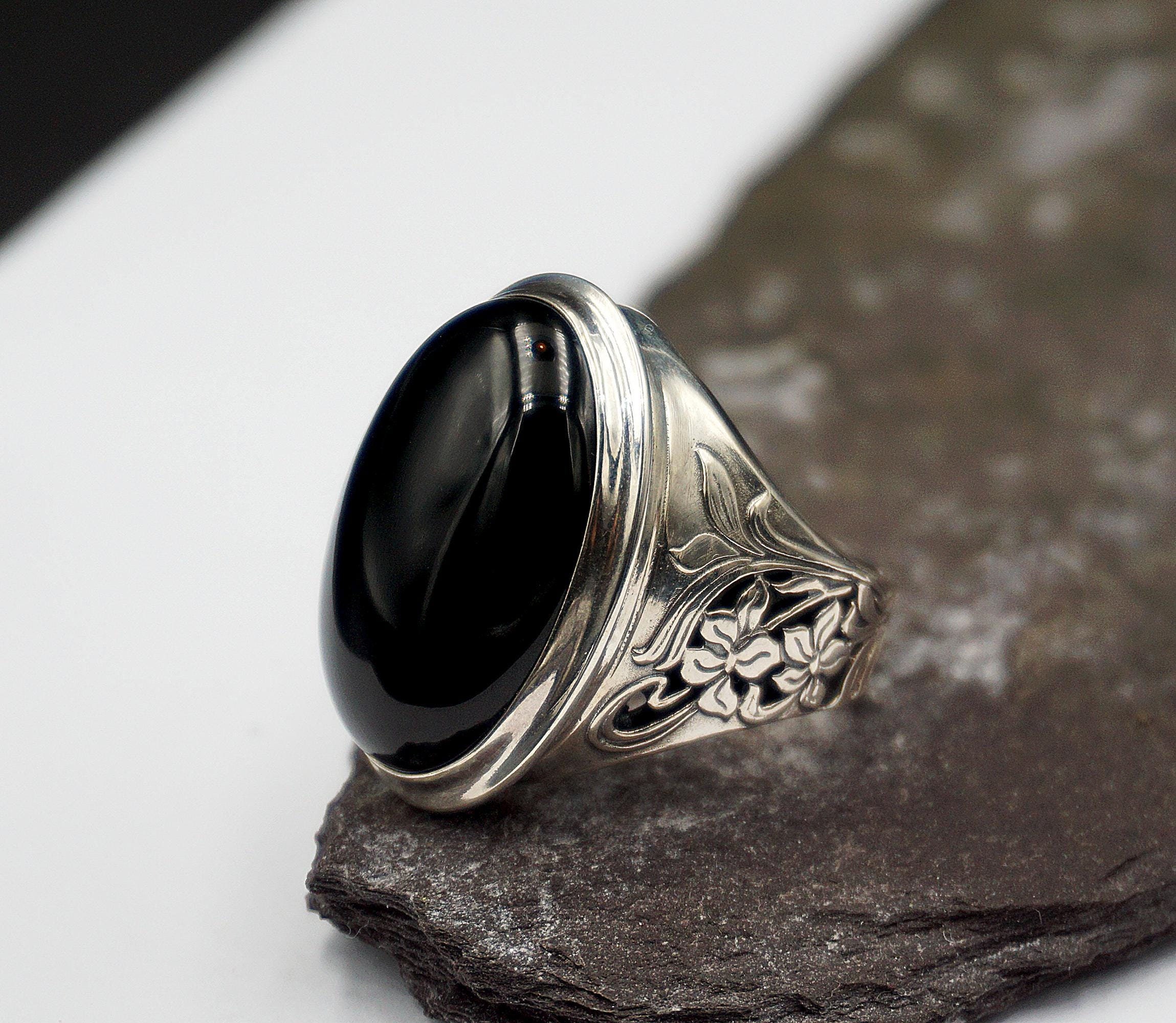 Black Onyx Sterling Silver Ring With Irises Flower Design - Large