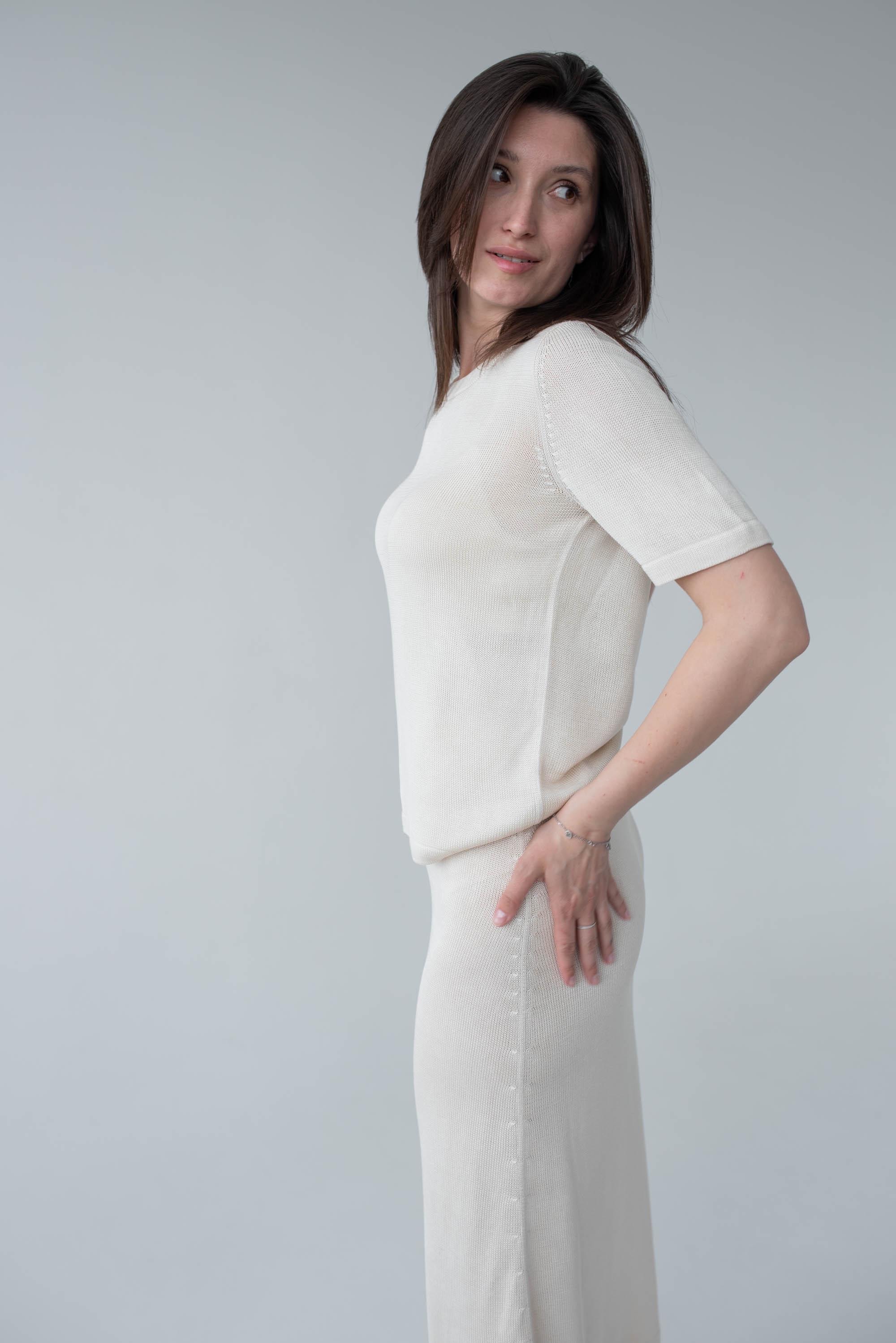 Ivory Silk Knit T-shirt: Minimalist Short Sleeve Blouse - Etsy