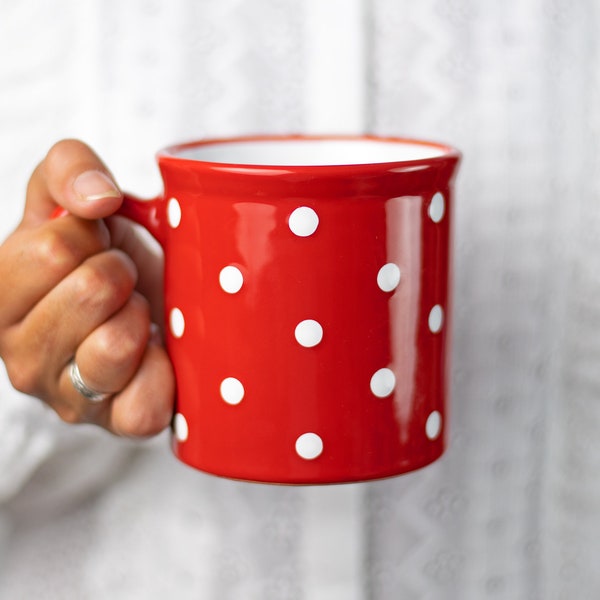 Steingut Kaffeetasse | Große Kaffeetasse | Niedliche Tasse | Rote Polka Dot EXTRA LARGE Tasse, handgemachte Keramik Einzigartige Kaffeetasse Teeliebhaber Geschenk