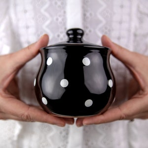 Ceramic Sugar Bowl with Lid, 10oz Sugar Contanier for Coffee Bar, Salt- Condiment Pot for Kitchen Counter, Black & White Polka Dot Sugar Jar
