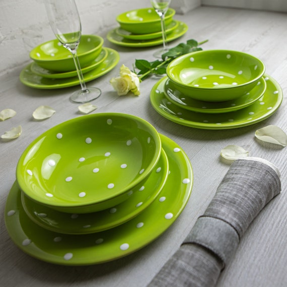 Handgefertigtes Keramik Geschirr Set für 4 | Lime Green Polka Dot Keramik