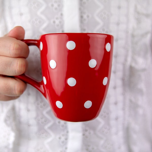 Tasse mignonne | Tasse à café en céramique | Tasse à café en grès rouge et blanc à pois, tasse à café unique en poterie faite à la main, amateurs de thé, cadeau de Noël