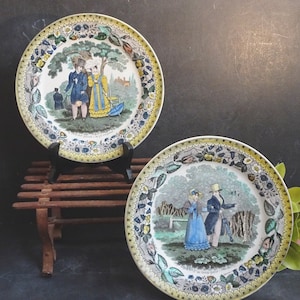 Assiettes Anciennes Choisy le Roi : Faïence Années 1830, France, Set de 2