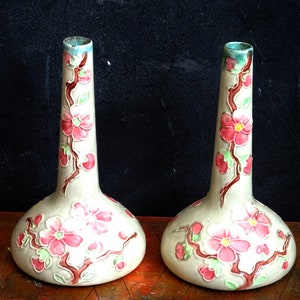 Ensemble de deux vases pour une fleur en céramique de style Art nouveau. Vase bouton de tige français image 6