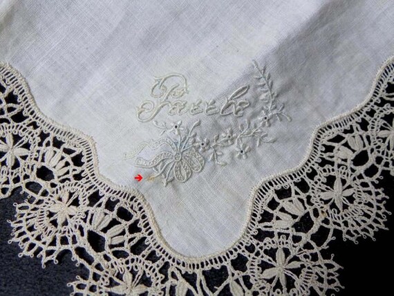 Antique French 1900s Creamy Heirloom Bobbin Lace … - image 5