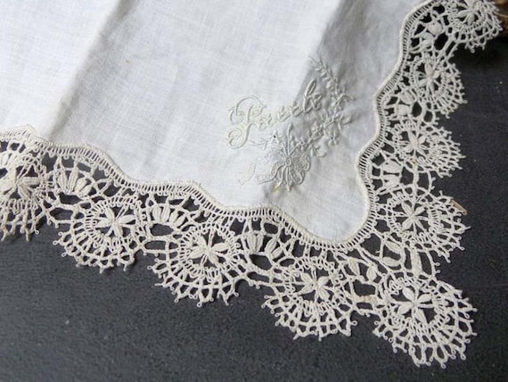 Antique French 1900s Creamy Heirloom Bobbin Lace … - image 1