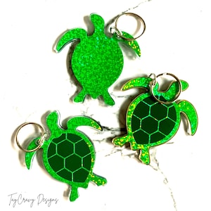 Acrylic Turtle Keychain: Personalized Name, Glitter Shell
