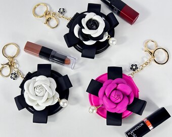 Llavero con espejo y forma de rosa, llavero con estuche para pintalabios, diseño clásico para madre, novia o prometida
