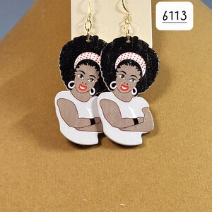 African Woman in Grey Shirt Earrings 6113