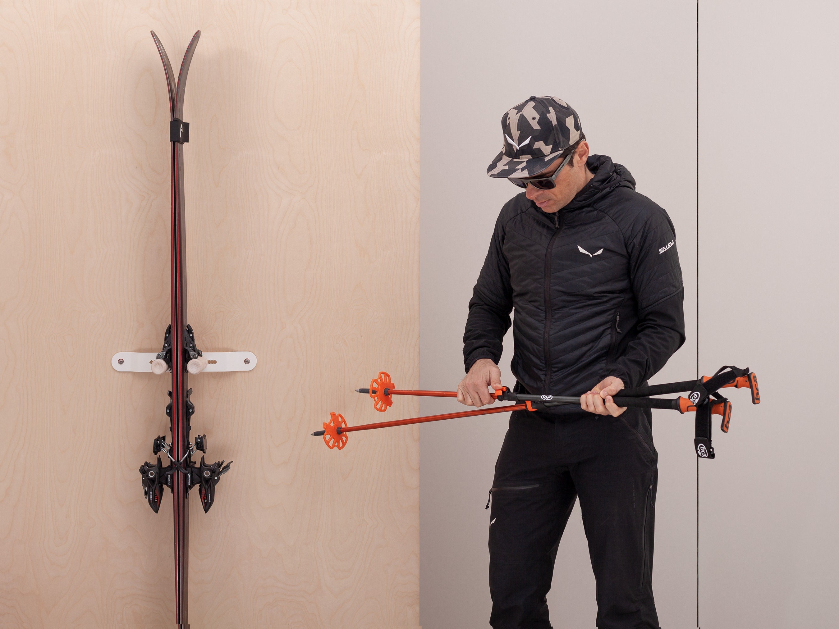 SV10 | Ski Hanger | Vertical Mount | Design by Rahlle | Ski Rack - Etsy