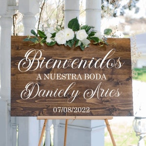 Bienvenidos a nuestra boda. Bienvenidos decals. Bienvenidos sign stickers. Nuestra boda sign stickers. Spanish wedding welcome signsign