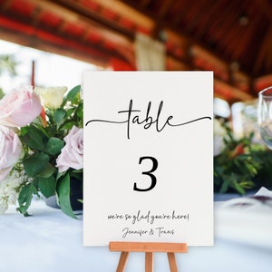 Printable Table Number template. Editable table number templett. Wedding table numbers. Table numbers for weddings. Modern, elegant.