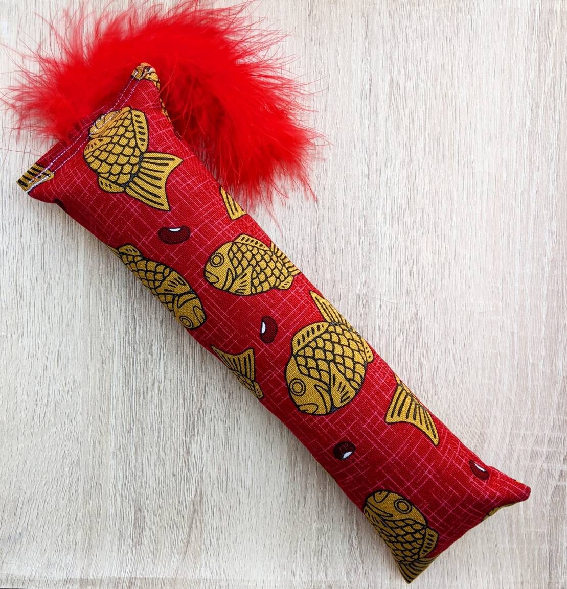 Golden Fish Valerian Kicker Jouet Pour Chat avec Plumes, Poisson Rouge Valériane Chat, Rouge, Kicker