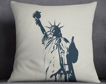 New York Statue of Liberty Cushion Cover With Insert Included, Throw Pillow, Handmade Canvas Throw Cushion, Travel Print