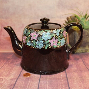 Vintage Ceramic Brown Tea Pot, Japan, 9&quot; Hand Painted Floral Rim     B76