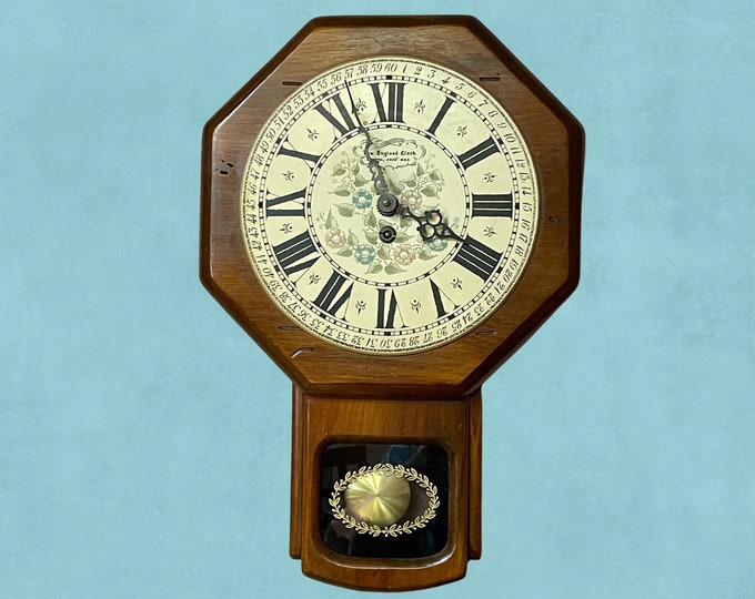 Vintage New England Clock Company 8 Day Mechanical Regulator Wall Clock