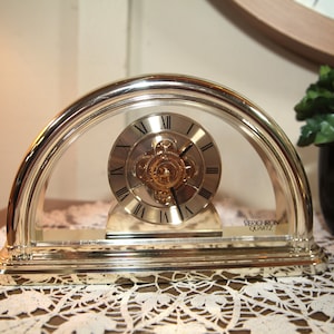 Vintage Acrylic Gear Clock, Quartz, Verichron Quartz, Table Clock, 9.5&quot;   B81-7-31