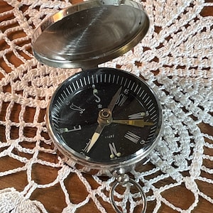 Vintage Compas, Silver Metal, Pocket Watch Style, Made in Japan, 2 Inch, 1950&#39;s   B110-7-4