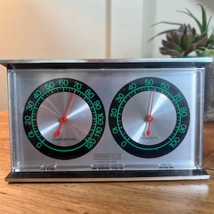 Springfield, 2 Gauge, Weather Station, Plastic, Desk Top, 6 Inch, Vintage, 1970&#39;s   B109-1-22