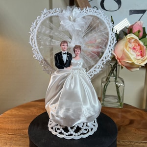 Vintage, Wedding Cake Topper, Pfeil and Holding Co., "Wedding Couple", Bride & Groom, Wedding, Cake, 9", 1972   B4-3-10