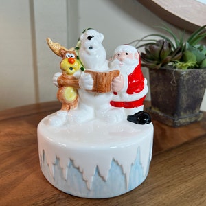 Vintage George Good, Santa Claus Trio, Cersmic, Glossy, Musical, Music Box, Plays &quot;Silent Night&quot;, 7 Inch, 1980&#39;s   B110-4-1