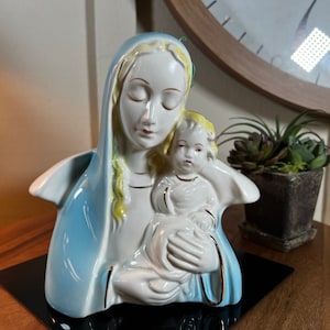 Vintage, Ceramic, Large, Virgin Mary, Blessed Mother, Holding Baby Jesus,Religious, Planter, Statue, Gloss, 1960&#39;s, Japan, 8&quot;   B45-7-9