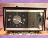 Vintage Zenith Clock AM FM Radio, 10 quot , 1970 39 s B45-8-9