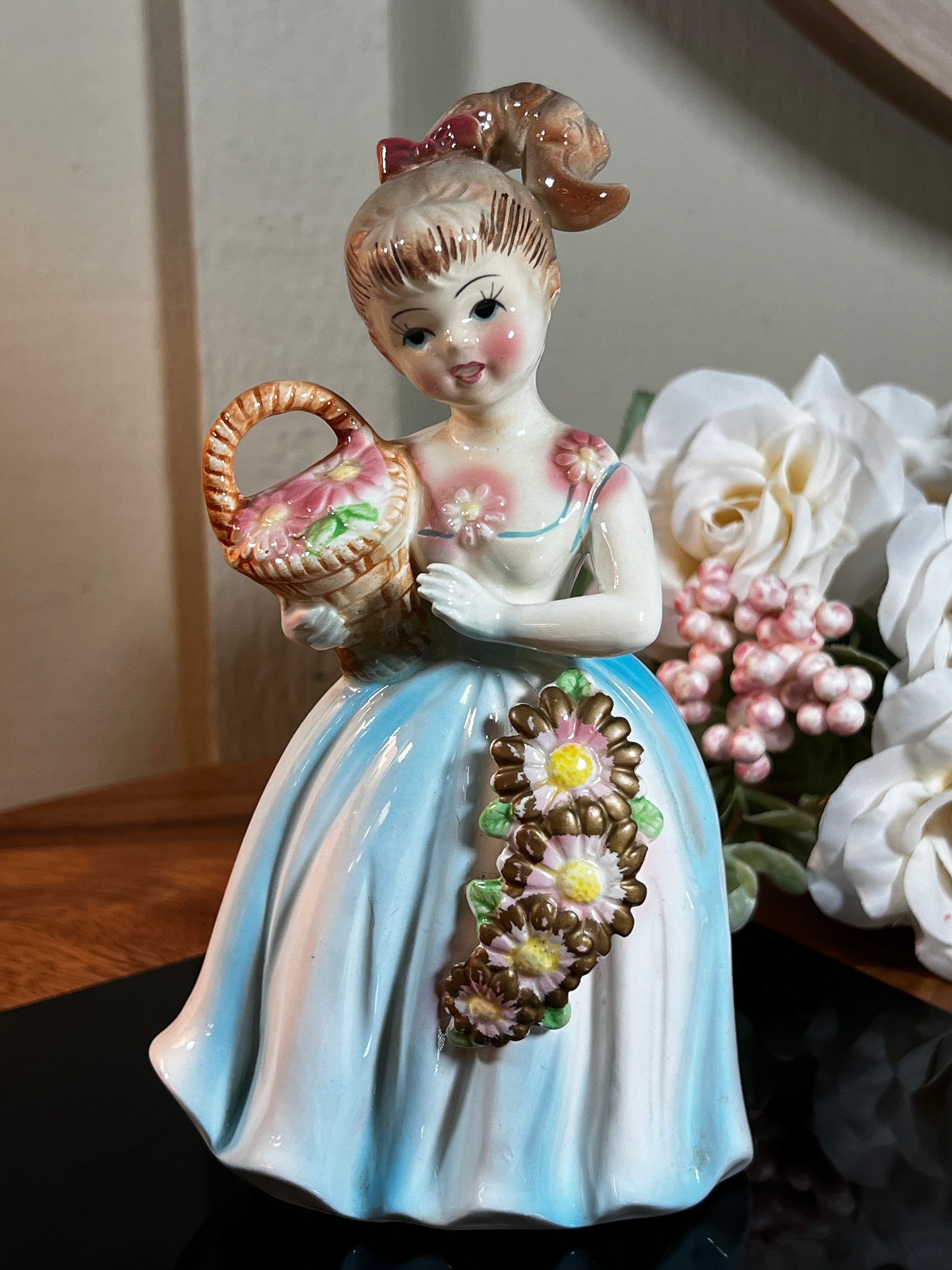 Vintage, Porcelain Girl, Blue Dress, With Pony Tail, Holding