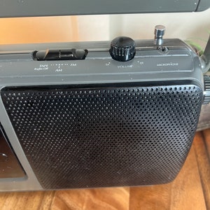 Vintage G.E., General Electric, AM/FM Radio, Portable Stereo, Cassette ...