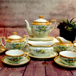 Vintage Peach & Cream Luster Ware Childrens Tea Set, 21 Piece, 1940&#39;s      B34  /6-19