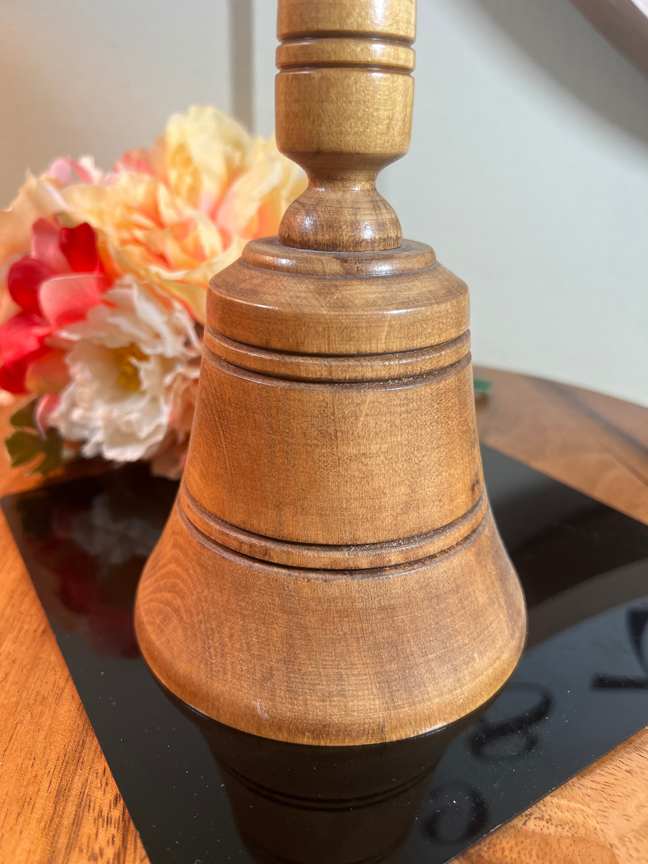 Vintage, Eldelweiss,wood Bell, Music Box, Bell Music Box, Musical, Hand Turned, 9.5 Inch, Japan Movement B76-6-29 - Etsy Vintage, Eldelweiss,wood Bell, Music Box, Bell Music Box, Musical, Hand Turned, 9.5 Inch, Japan Movement B76-6-29 - Etsy