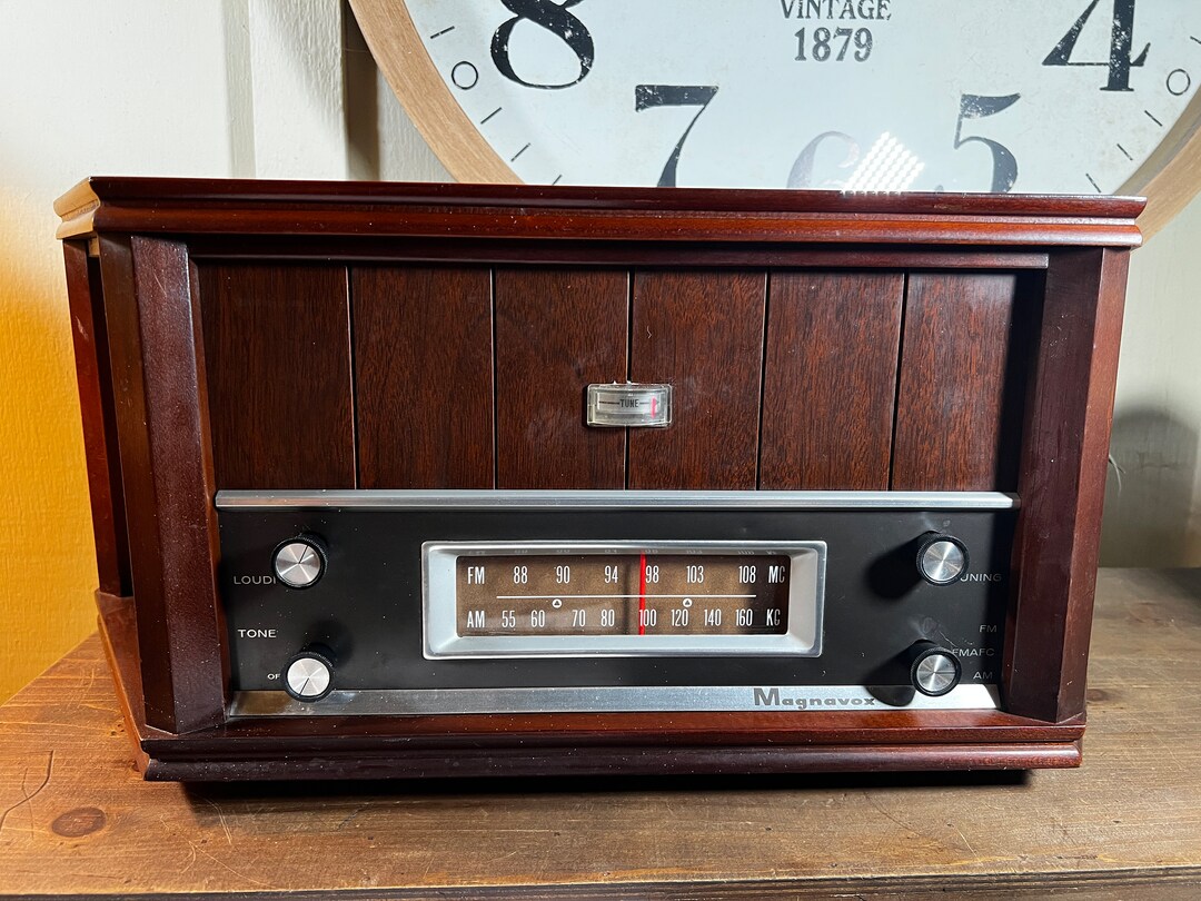 Vintage, Magnavox, Tube Radio, Wood Case, Large, 26 Inch, 1960's, Twin